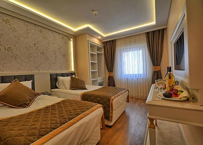 Samir Deluxe Hotel